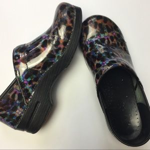 DANSKO Black Multi-Colored Patent Leather Clogs 41